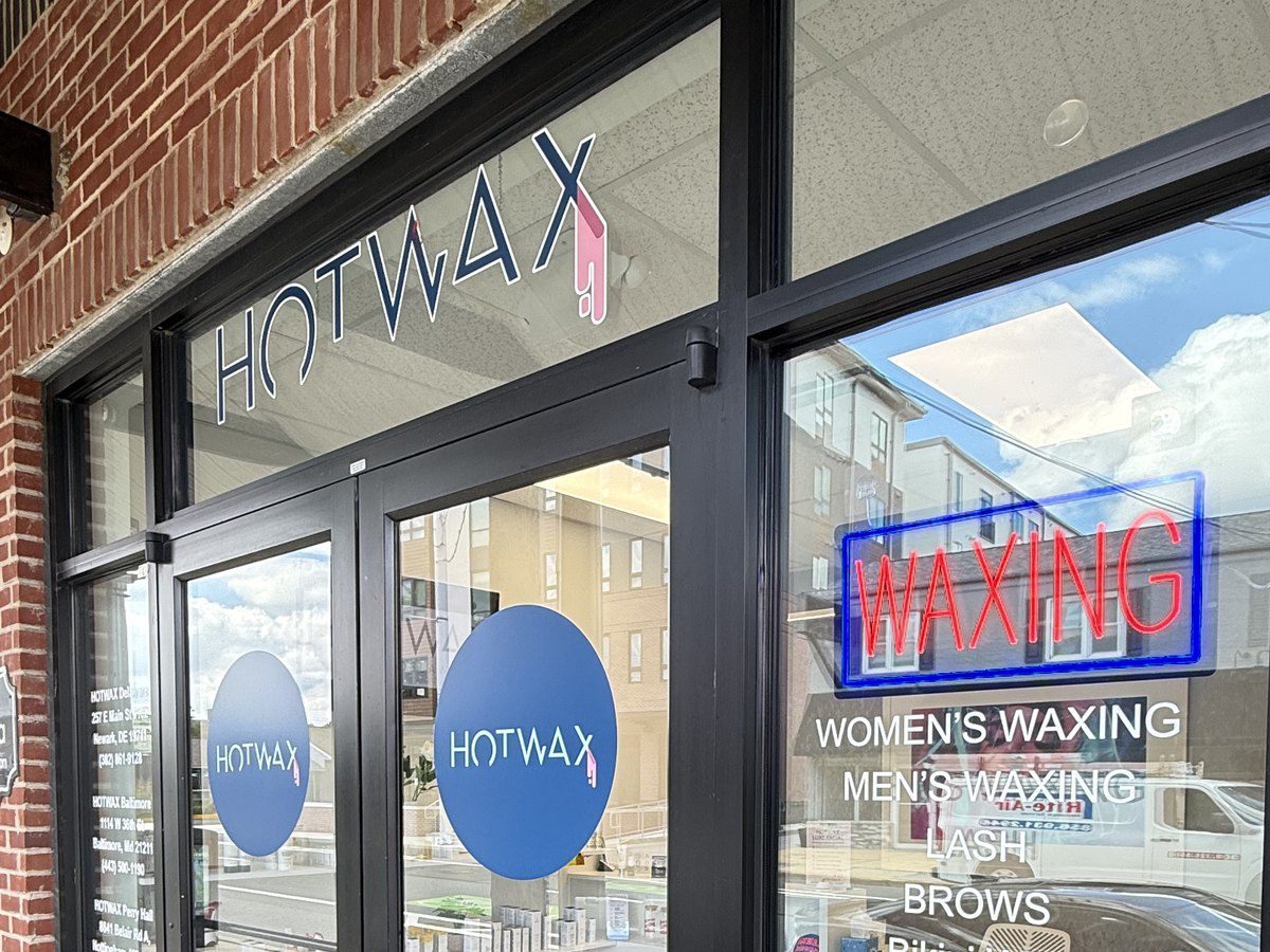 HOTWAX Newark front door on E Main Street